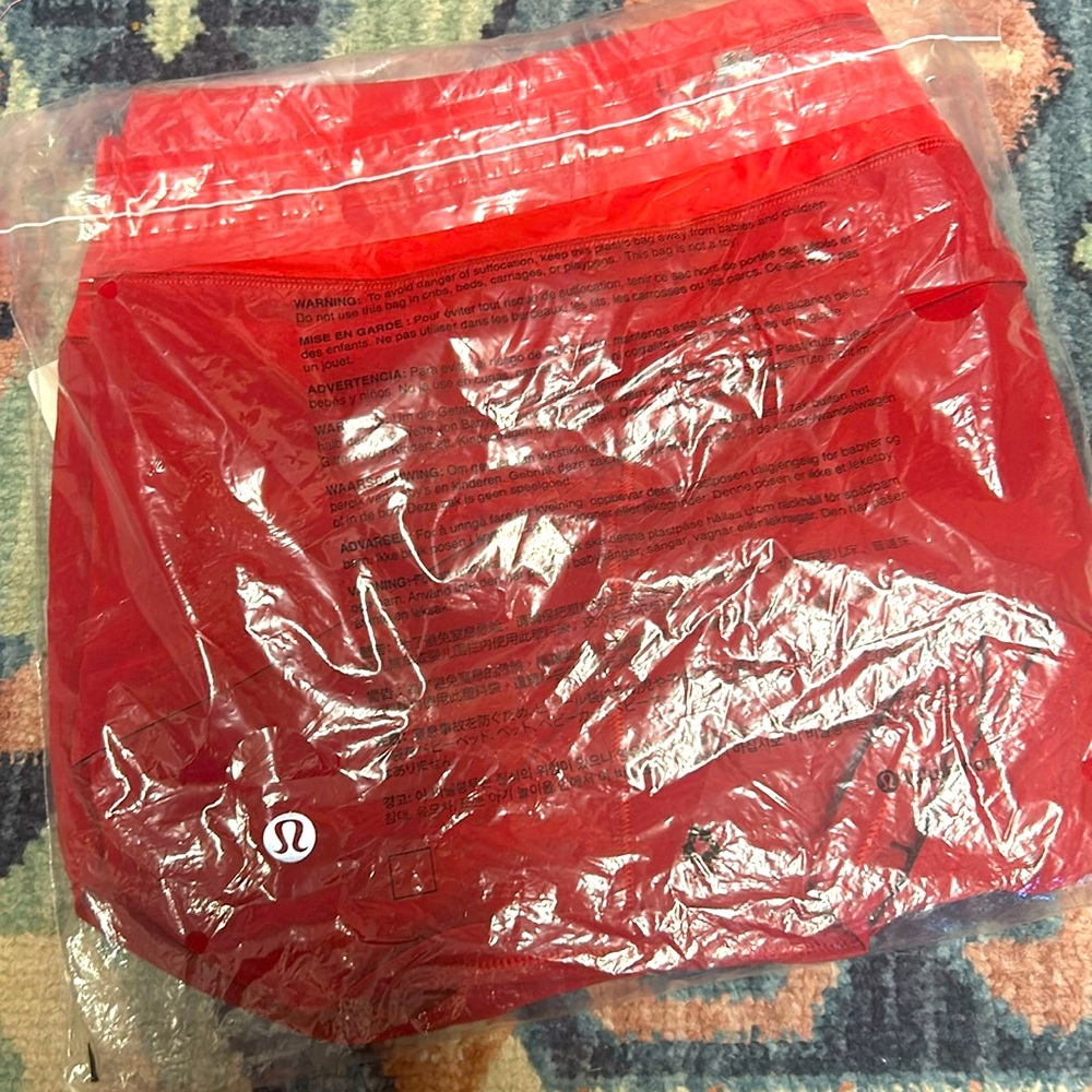 🍋LuLuLemon Speed Up Shorts 2.5”